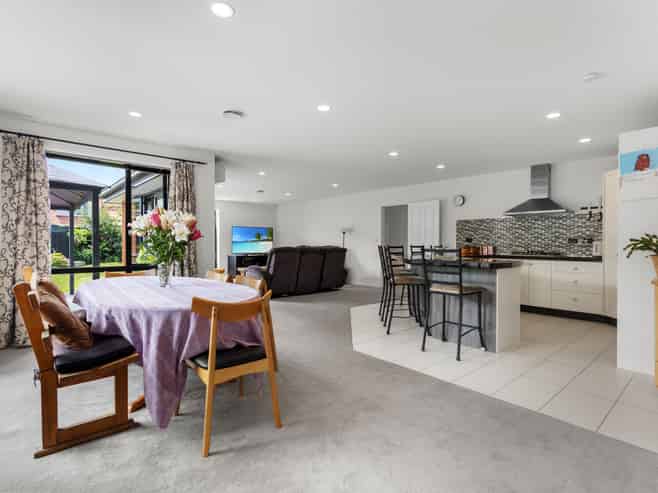 43 Broadhaven Avenue, Parklands