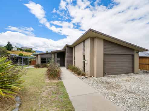 23 Hewson Crescent, Lake Hawea