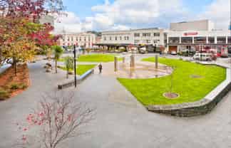 Beautiful Central Newmarket Office 