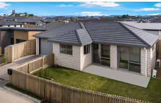  75 Waruhia Crescent, Rototuna