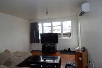 3/1 Waione Street, Petone