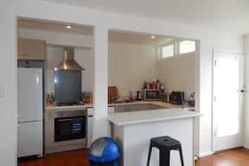 3/1 Waione Street, Petone