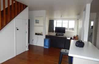 3/1 Waione Street, Petone