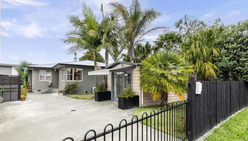 41 Merton Crescent, Pirimai