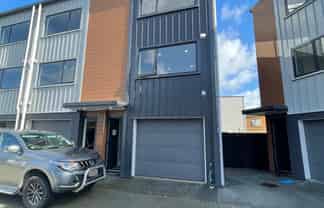 27 Marumaru Lane, Manurewa