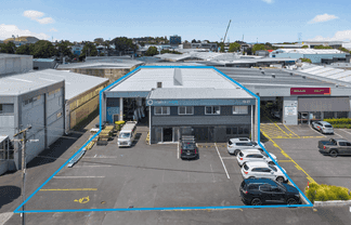 Immaculate 1,160m² Penrose Standalone 