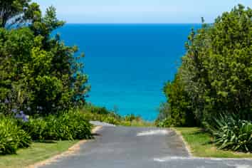 91 Winifred Street, Okitu