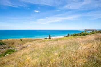 91 Winifred Street, Okitu