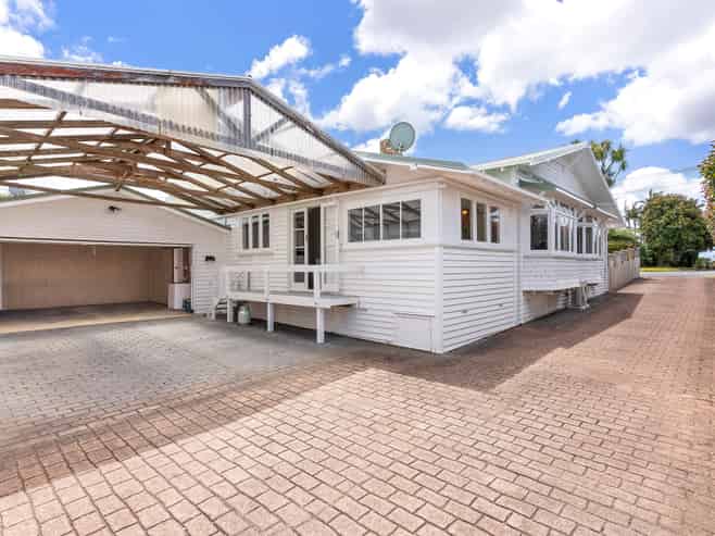 27 Horotutu Road, Greenlane