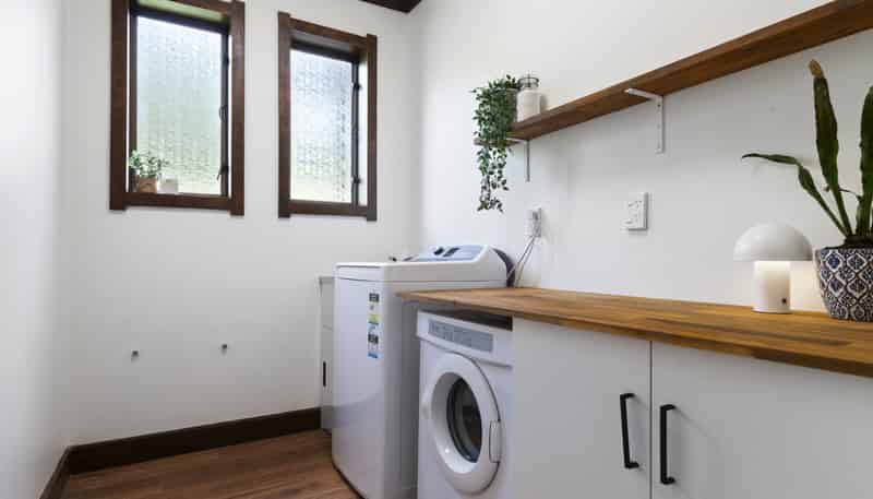 180 Ara-kotinga, Whitford