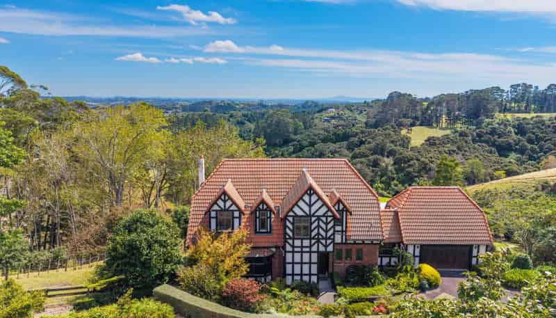 180 Ara-kotinga, Whitford