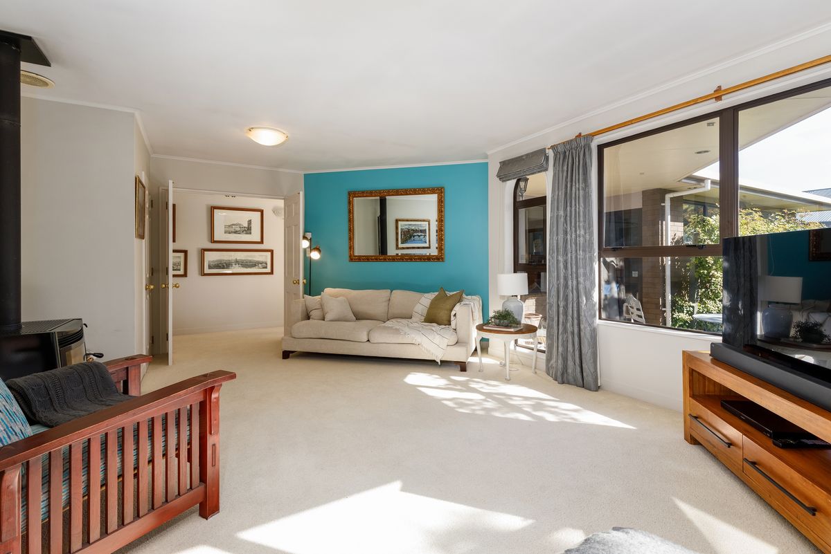 All Offers Invited - Prime Springlands Location - Widok 5