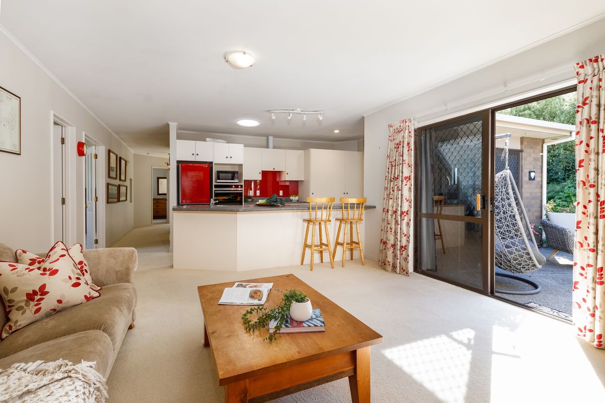 All Offers Invited - Prime Springlands Location - Widok 3