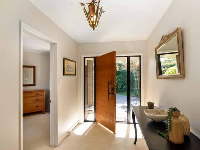 16 Springswood Grove, Springlands