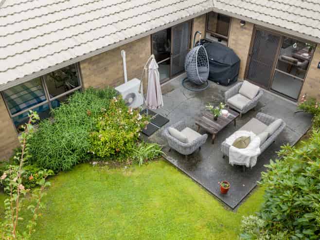 16 Springswood Grove, Springlands