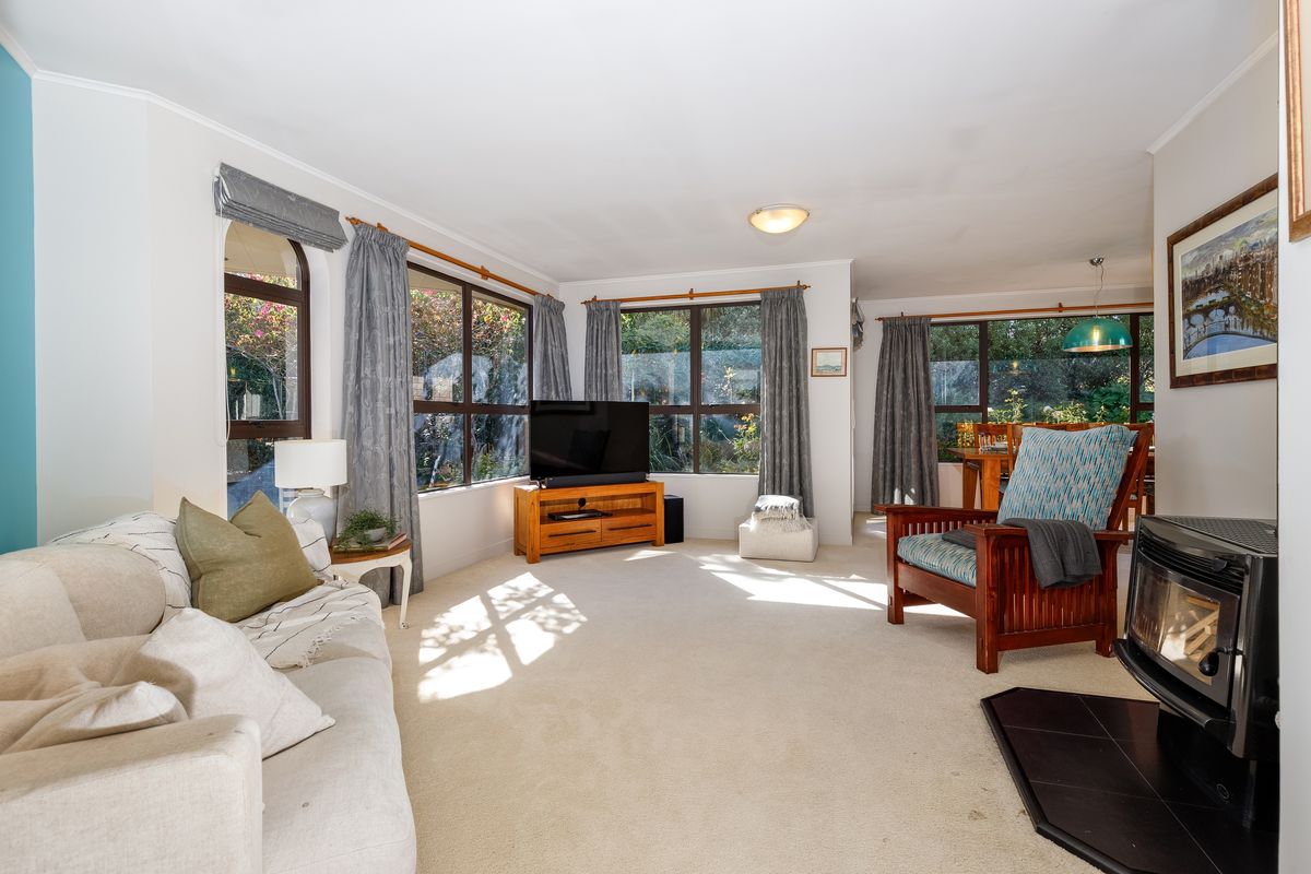 All Offers Invited - Prime Springlands Location - Widok 4