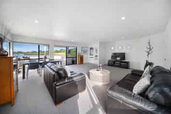 177 Oakland Road, Karaka