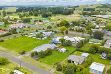 24 Walter Street, Takapau