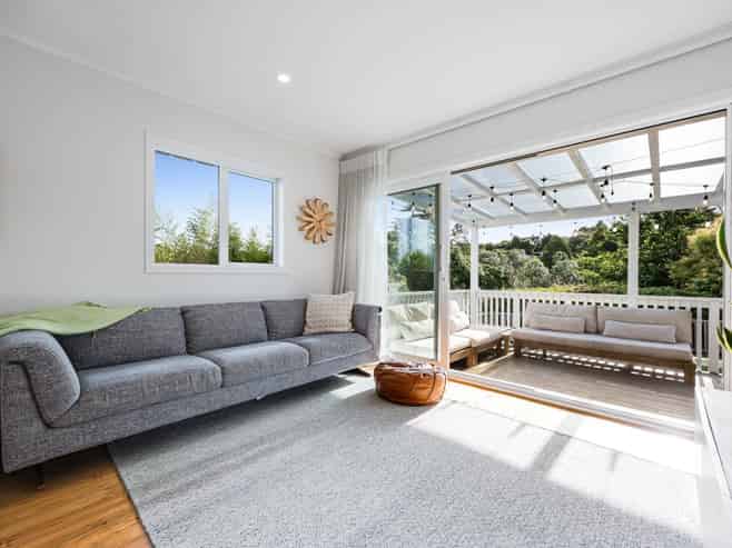 19 Marina Road, Torbay