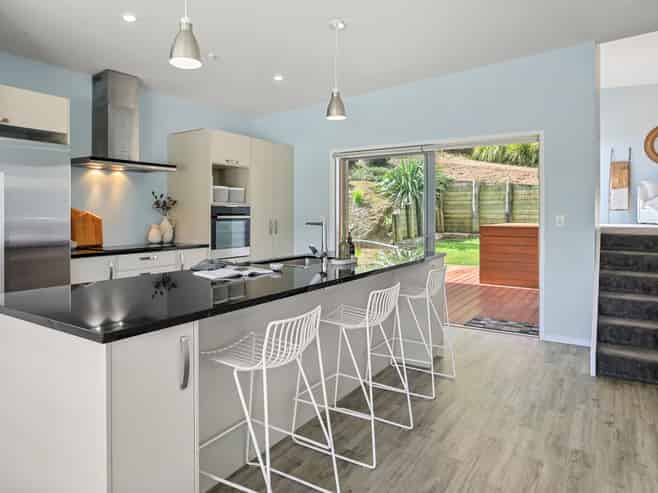 28 Robertson Street, Raglan