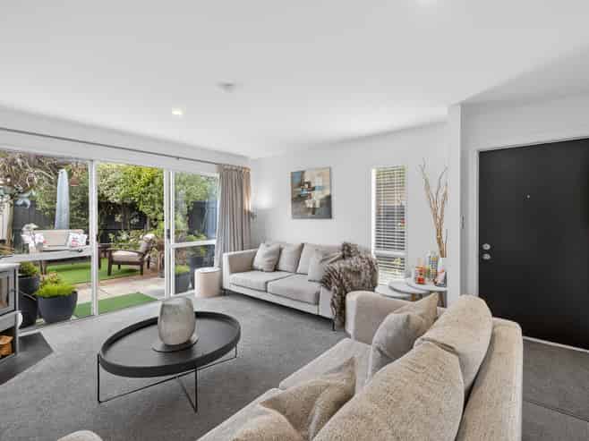 1/54 Leaver Terrace, North New Brighton