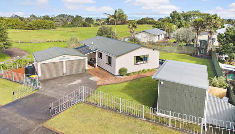 96 McRobbie Road, Kingseat