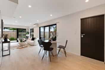 18F Pirangi Street, Point England