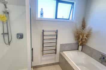 115 Wairau Road, Oakura