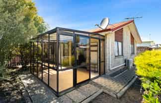 B/28 Churchill Street, Saint Kilda