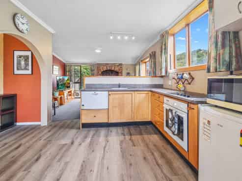 11 Catherine Street, Caversham