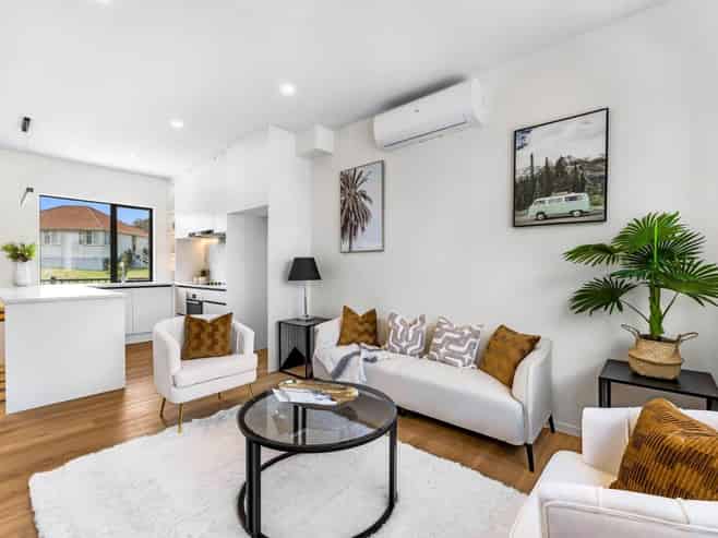 2/9 Farringdon Street, Glen Innes