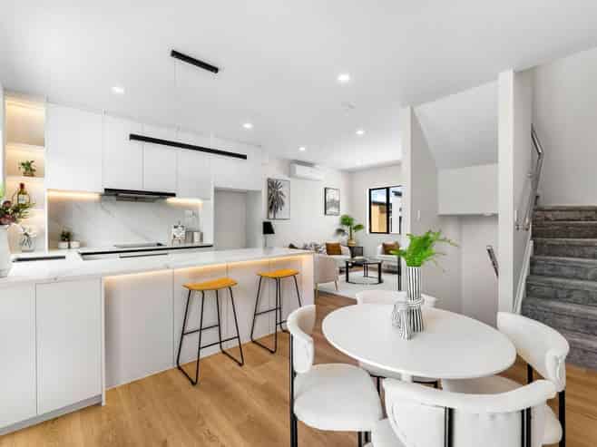 2/9 Farringdon Street, Glen Innes