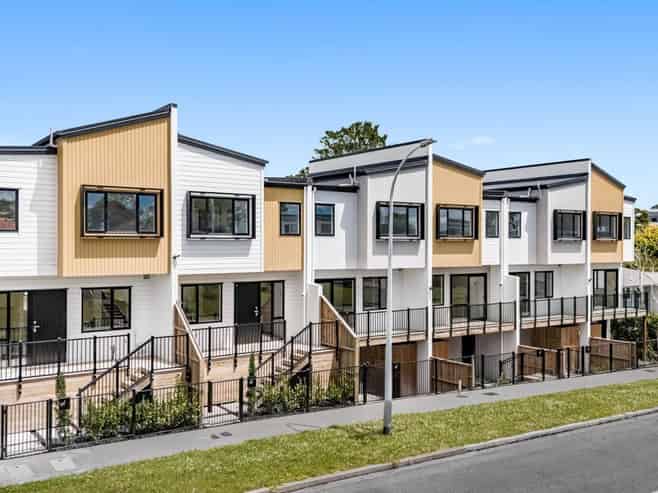 2/9 Farringdon Street, Glen Innes