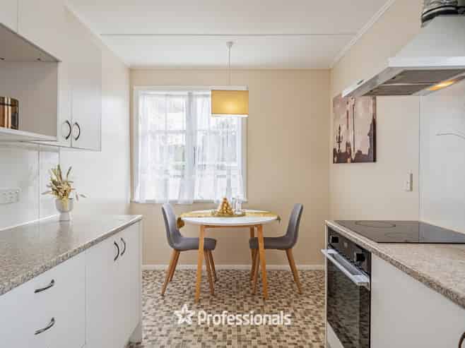 10 Hughes Crescent, Taita