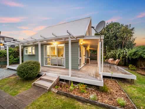 40B Nelson Street, Petone