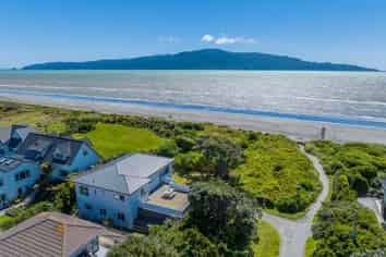 159A Manly Street, Paraparaumu Beach