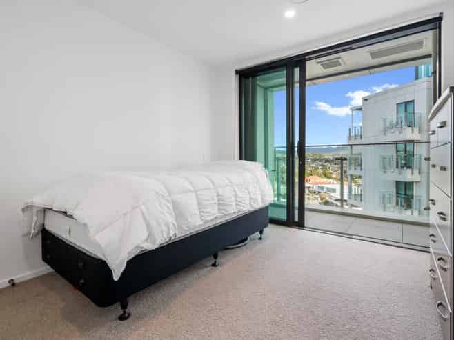 806/6 Waikumete Road, Glen Eden