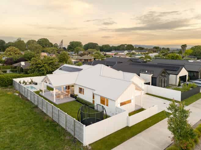 22 Hugo Shaw Drive, Cambridge