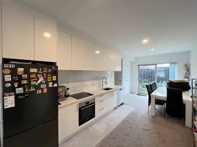 53B Edmonton Road, Henderson