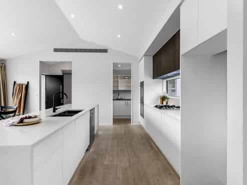 6 Craig Thompson Drive, Lincoln