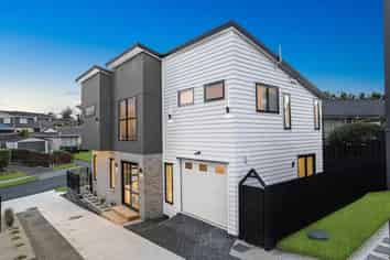 Lot 1, 7 Sirius Place, Botany Downs