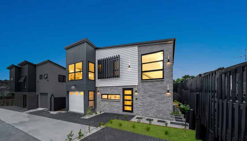 1/7 Sirius Place, Botany Downs