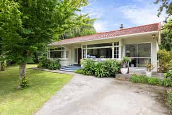 1 Barclays Road, Little River