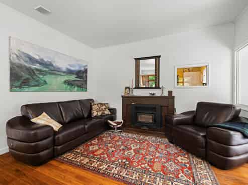 1 Barclays Road, Little River