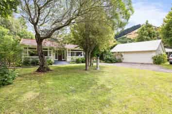 1 Barclays Road, Little River