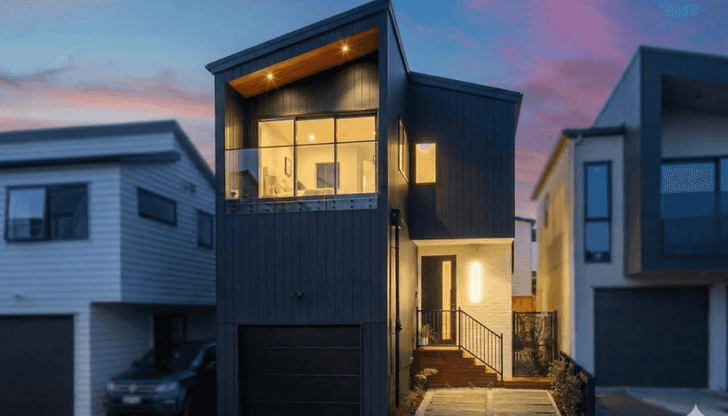 102E Te Oneroa Way, Long Bay