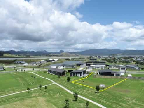 107 Hamiora Street, Matarangi