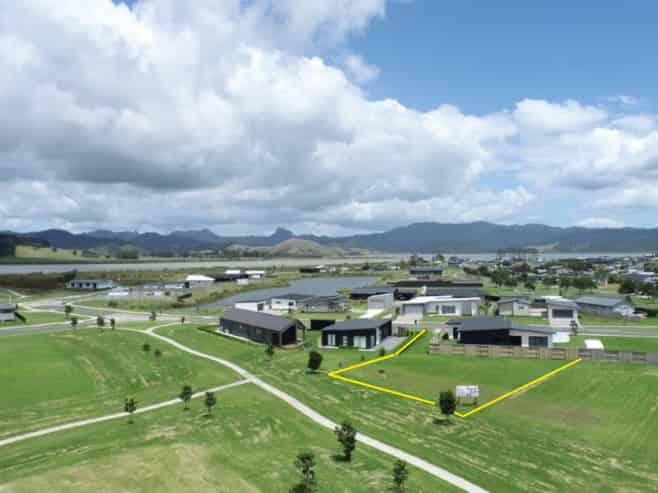 107 Hamiora Street, Matarangi