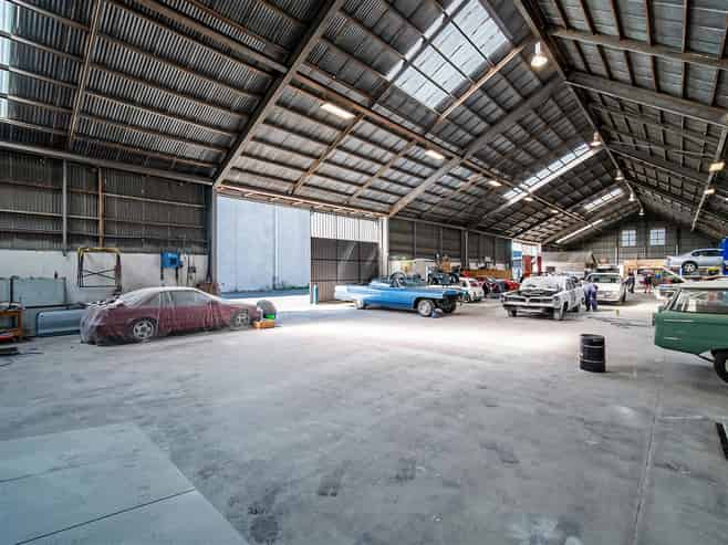 Versatile Warehouse on Southern Motorway