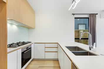 36 Clara Road, Silverdale